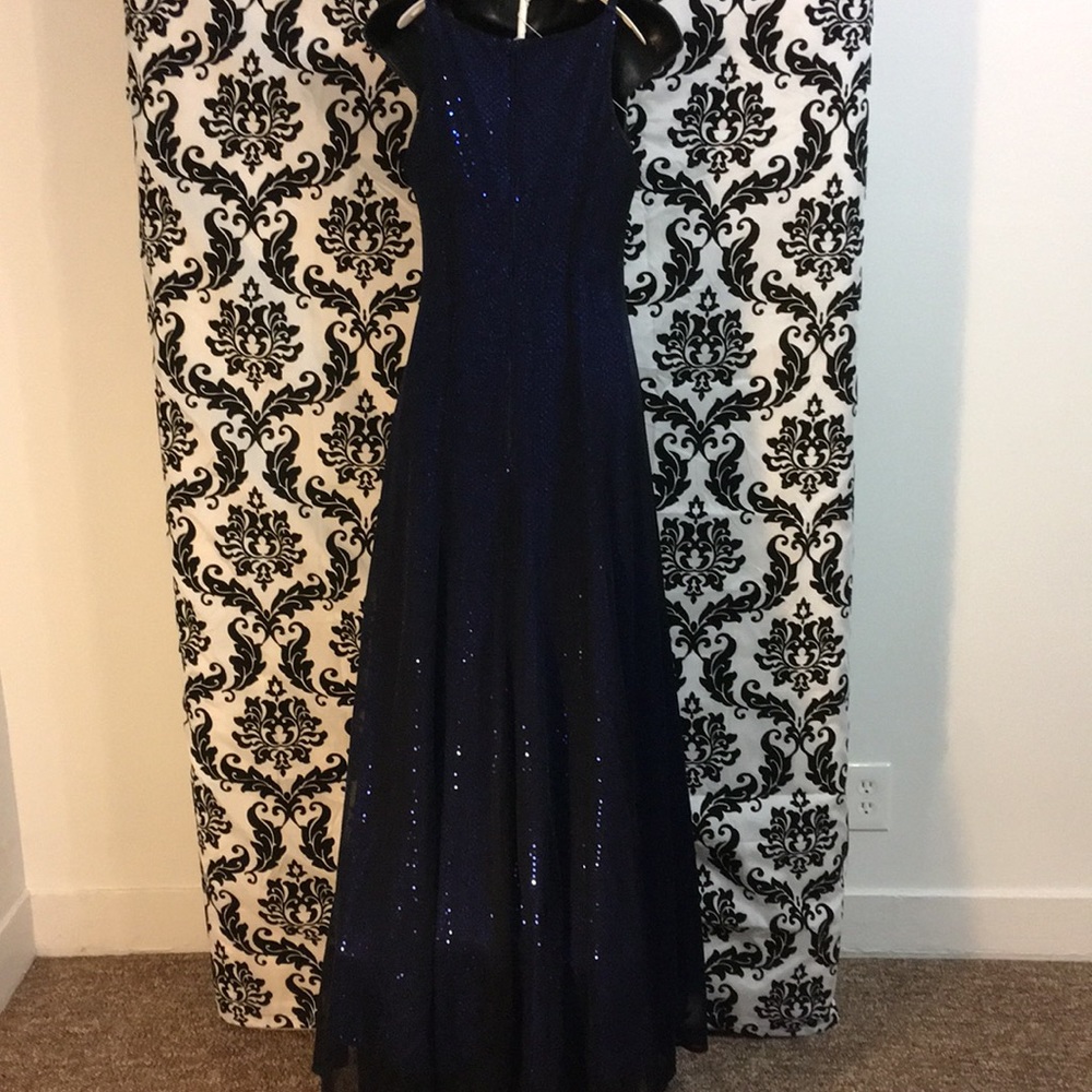 Betsy and Adam blue sequin dress sz 8